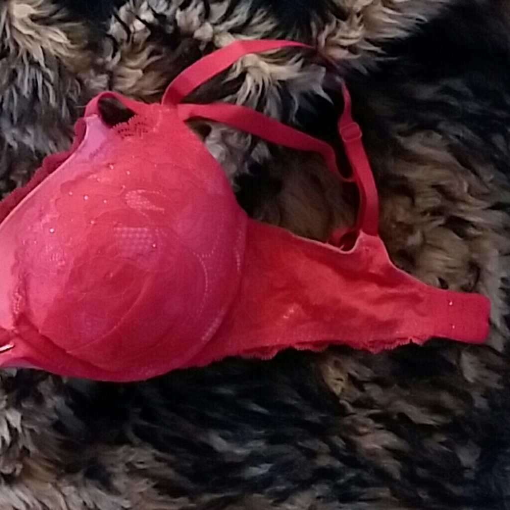 Victoria Secret Red plunge underwire bra - Picture 4 of 5
